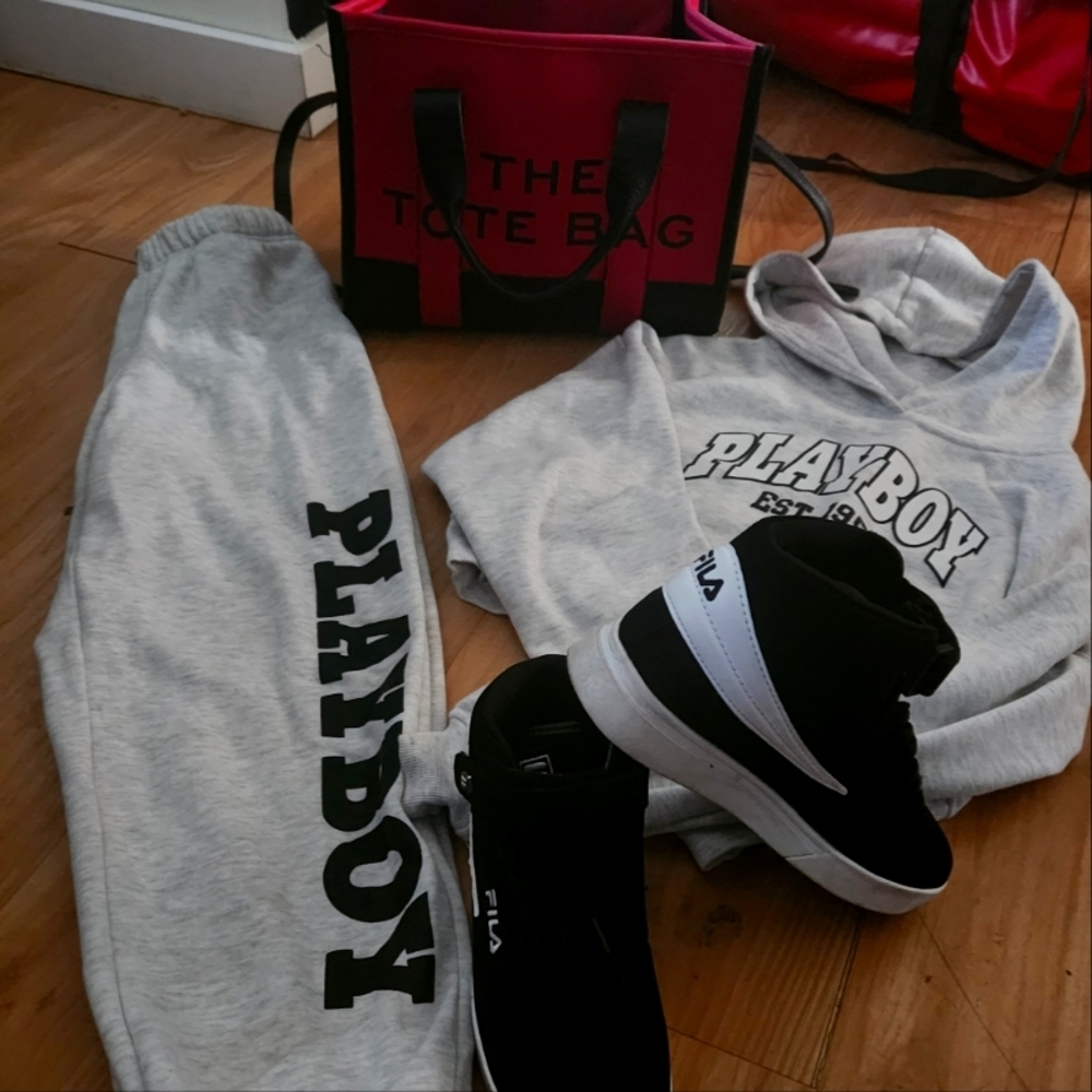 LADIES SIZE SMALL LOT